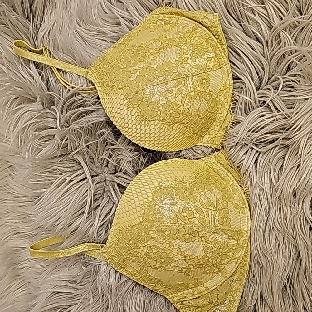 Nwot Victoria's Secret Very Sexy Push-Up